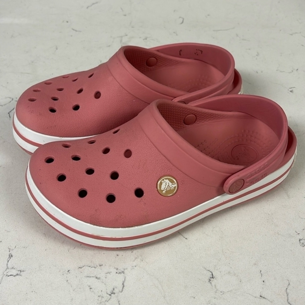 Crocs Crocband Clog Sandals Women’s Size 6 Mens Size 4 Pink - Rose Pink